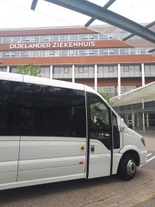 minibus hoorn
